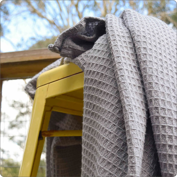 Organic Waffle Blanket 127x152cm Koala Grey